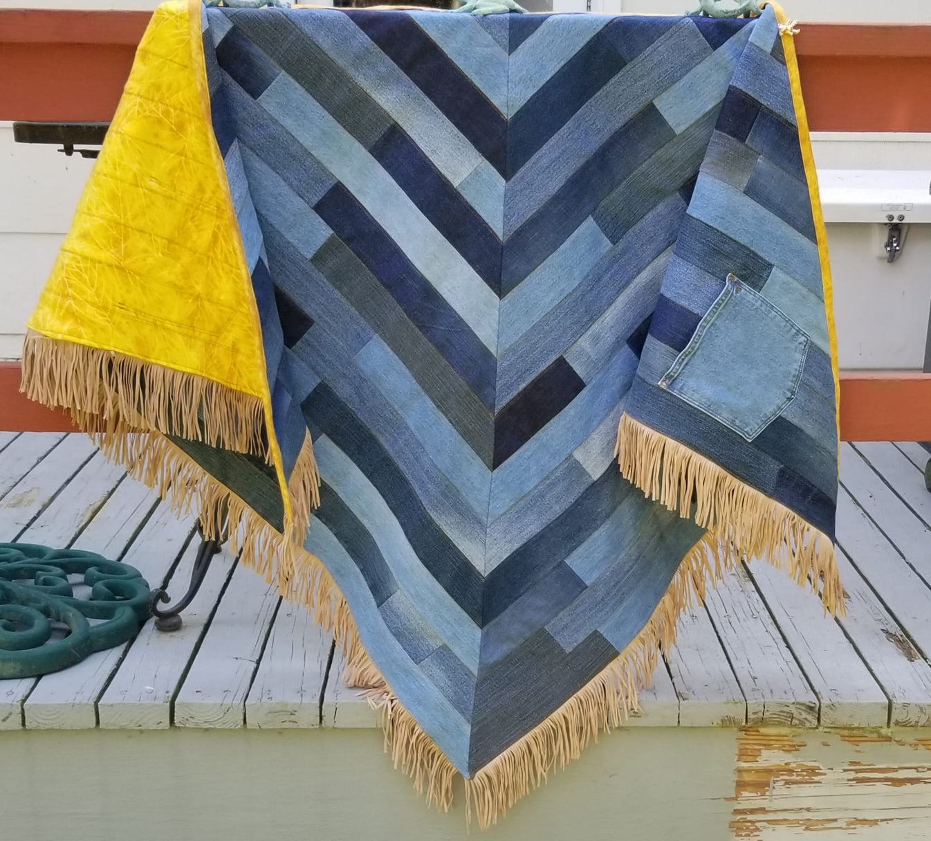 Denim Blues Quilted Shawl Pattern – Trendy Quilts by Ana Galan