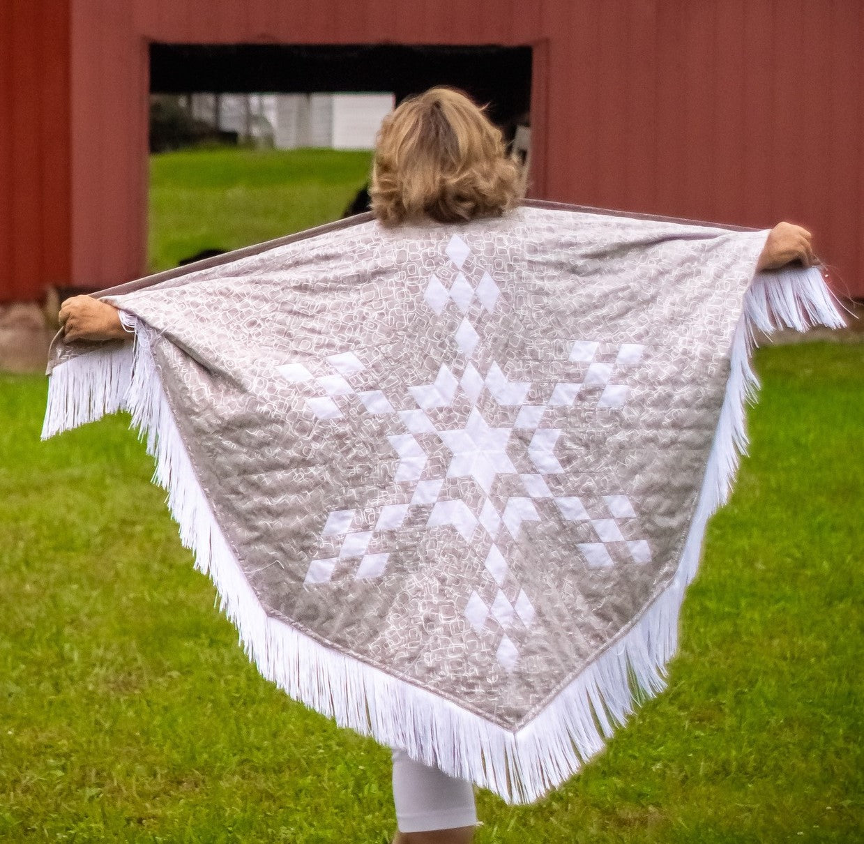 Northern Star Quilted Shawl Pattern by Ana Galan (PDF ONLY)